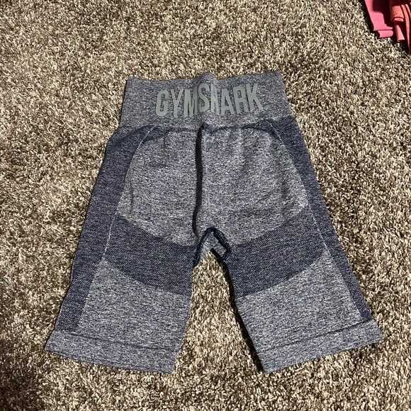 gymshark biker shorts - Picture 2 of 2
